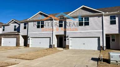 Main picture of 223 Maple Spring Trl