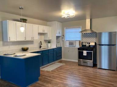 Main picture of 4518 E 6th Pl