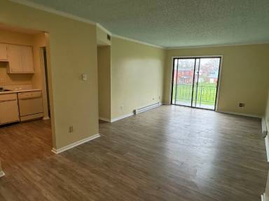 Main picture of 243 S Durkin Dr