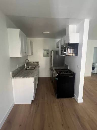 Main picture of 5833 Gregory Ave
