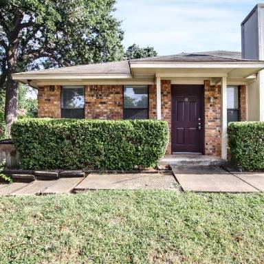 Main picture of 916 Hilltop Dr