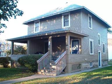 Main picture of 527 Wilson St