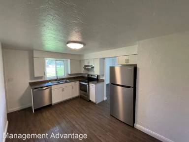 Main picture of 601 West St & 1510 Broadway St