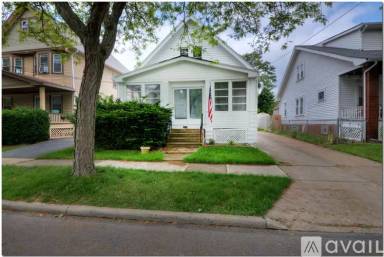 Main picture of 2114 Dowd Ave