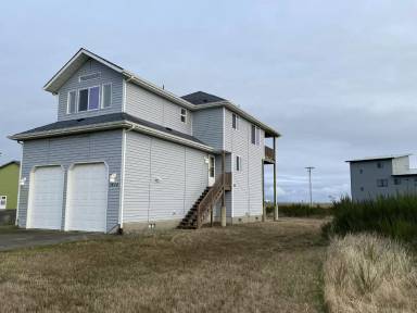 Main picture of 1424 Storm King Ave SW