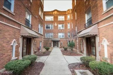 Main picture of 7240 S Constance Ave
