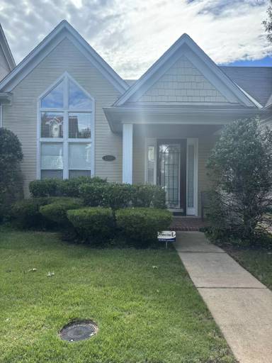 Main picture of 1371 Island Town Dr