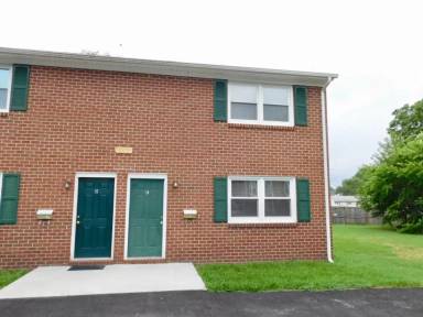 Main picture of 3413 Granby St
