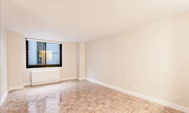 Main picture of 180 E 95th St