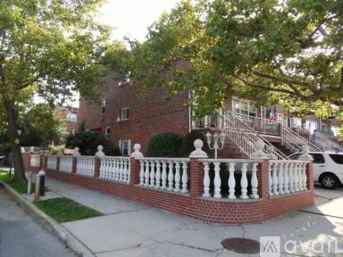 Main picture of 1168 Bergen Ave