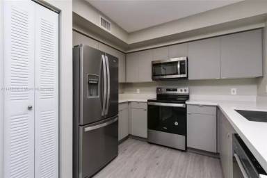 Main picture of 000 Van Buren St