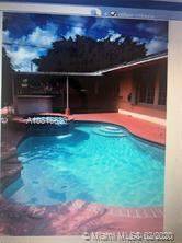 Main picture of 3325 SW 127th Ave