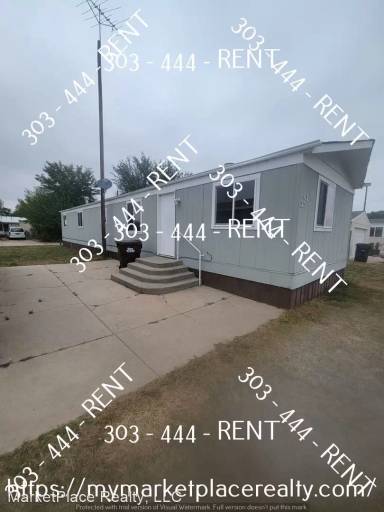 Main picture of 222 Oak St