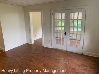 Main picture of 2104 Walnut St