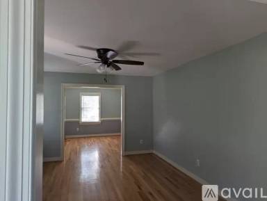 Main picture of 8296 Briarthorn Ct