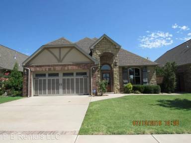 Main picture of 3604 NE Willow Way