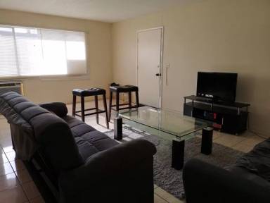 Main picture of 4632 Canoga St