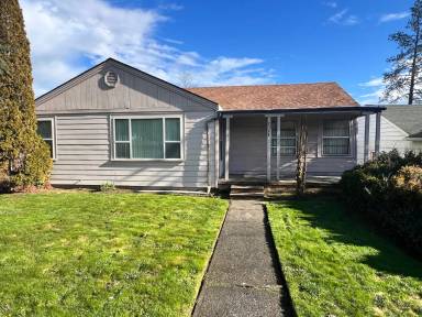 Main picture of 2307 Willamette 4 23 10 23
