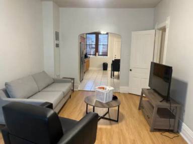 Main picture of 1809 W 21st Pl