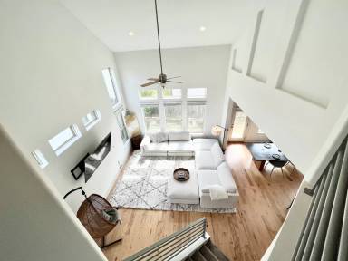 Main picture of 917 Totis Rd