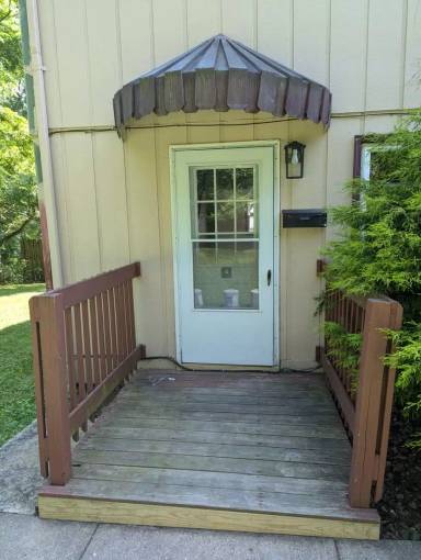 Main picture of 669 Highland Ave