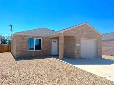 Main picture of 7439 4th Pl
