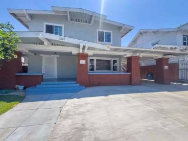 Main picture of 1522 5th Ave