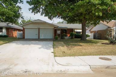 Main picture of 8504 S Villa Ave