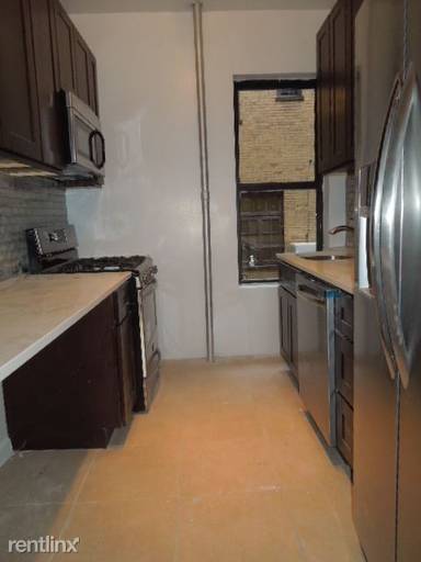 Main picture of 326 Saint Johns Pl