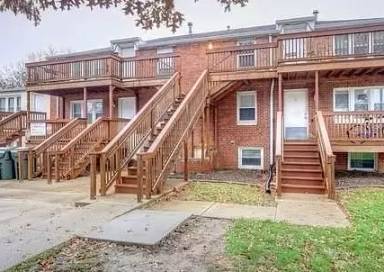 Main picture of 808 N Lincoln Ave