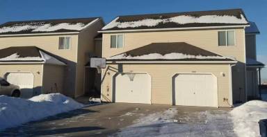 Main picture of 1015 N River Rock Dr