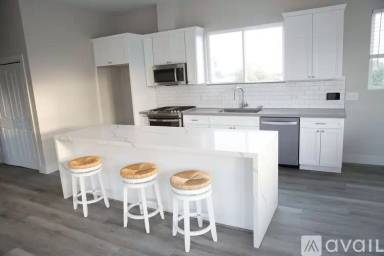 Main picture of 3468 Clairemont Mesa Blvd