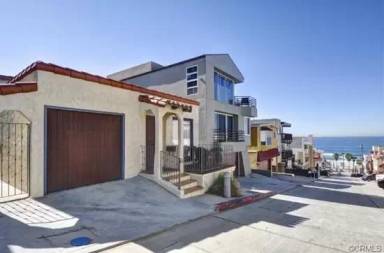 Main picture of 220 40th St