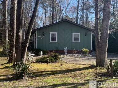Main picture of 165 Windjammer Rd