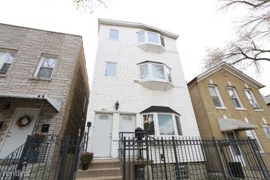 Main picture of 3610 S Emerald Ave