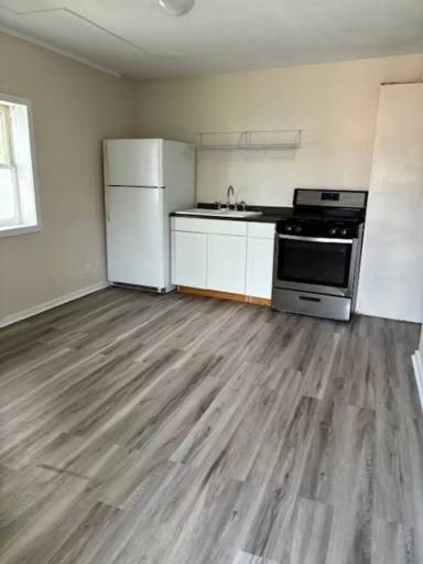 Main picture of 499 Locust Ave