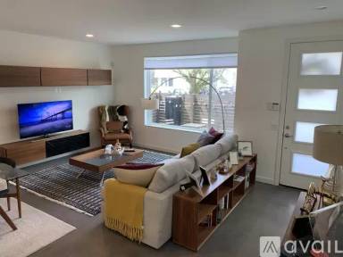 Main picture of 5810 14th Ave NW