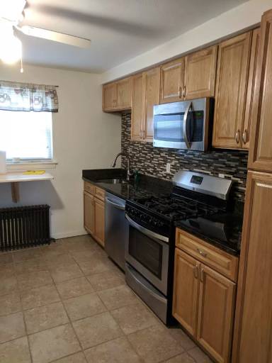 Main picture of 1000 Hartman St