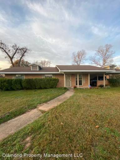 Main picture of 1509 Shady Grove Dr
