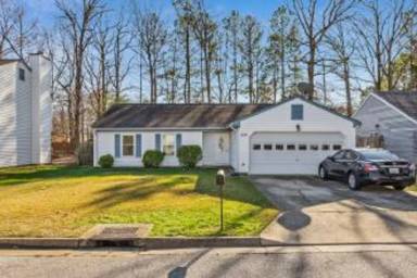 Main picture of 450 Michael Irvin Dr