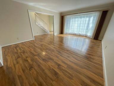 Main picture of 2 Banbury Ln