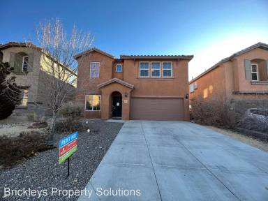 Main picture of 418 Paseo Roja Pl NE