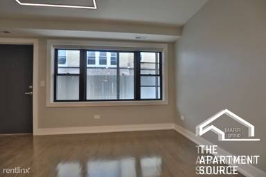 Main picture of 4423 N Ashland Ave