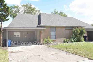 Main picture of 4711 S Fulton Pl
