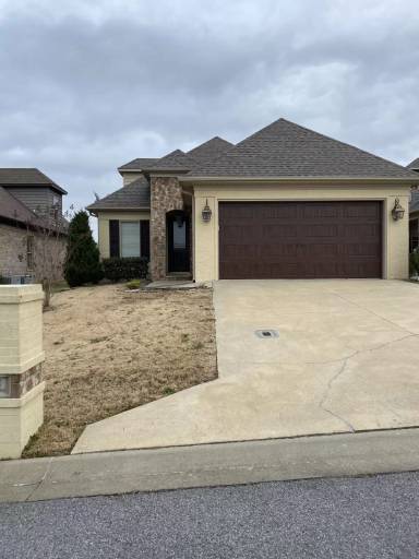 Main picture of 3404 Village Meadow Dr
