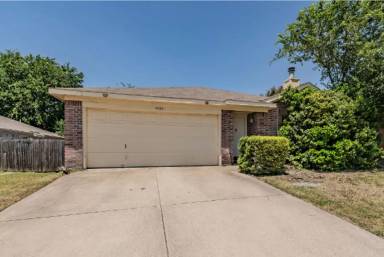 Main picture of 8125 Rambler Rose St