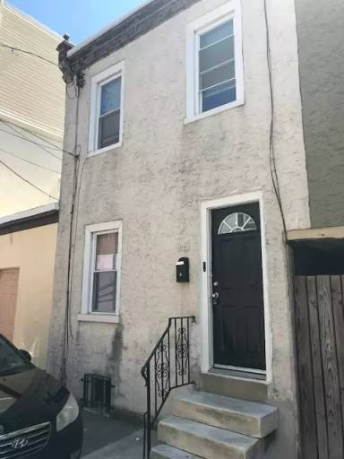 Main picture of 3191 Emery St