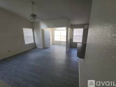 Main picture of 1615 Columbia Arms Cir