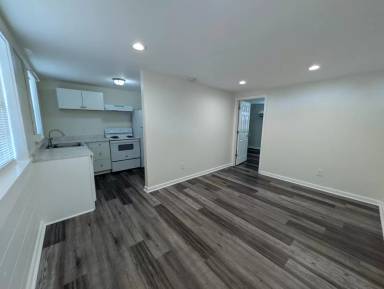 Main picture of 3404 White Horse Rd