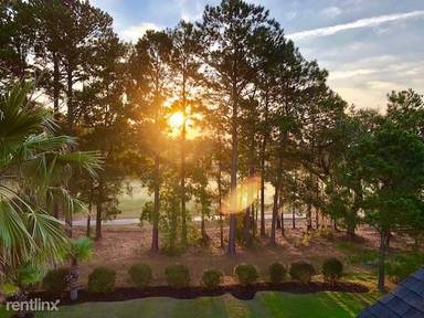 Main picture of 1501 Oakhurst Dr
